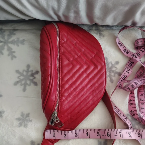 Red Quilted Women's Belt Bag Crossbody - Picture 8 of 8